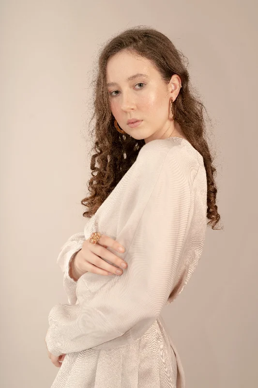 Bonus Savings The Slate Crop Long Sleeve Blouse